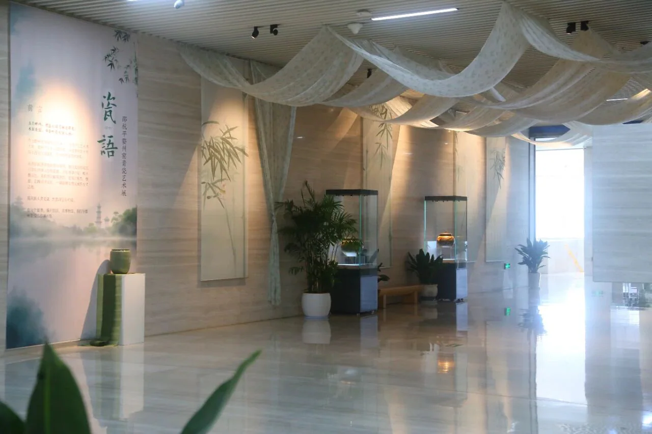 瓷语展览空间全景